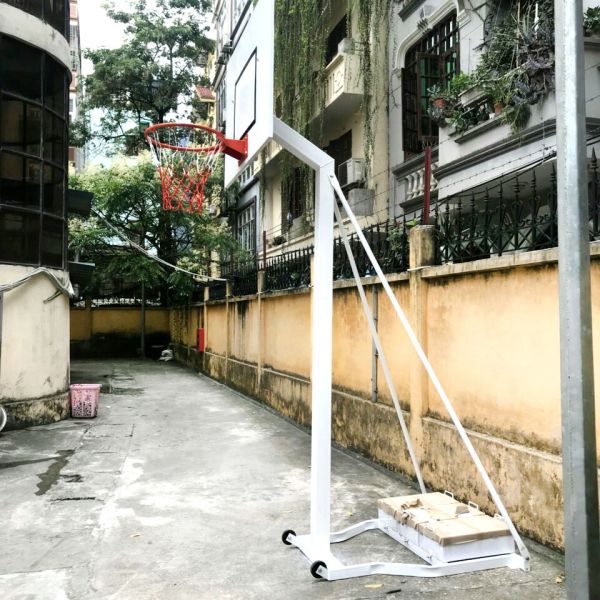 Trụ bóng rổ ngoài trời có bánh xe 